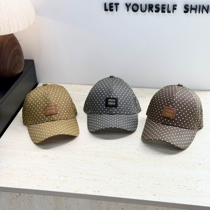 Miumiu Cap dx94